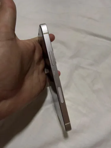 iPhone 12 para sair rápido