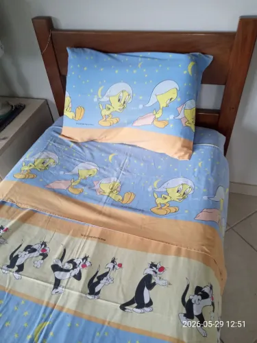 Conjunto de lençol solteiro piu-piu e frajola 