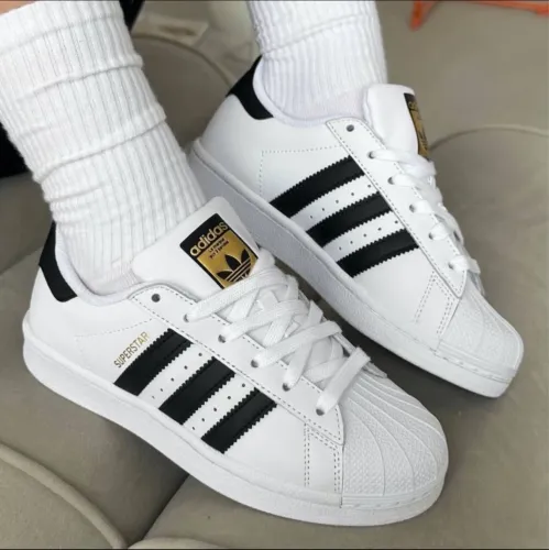 Tênis Adidas Super Star