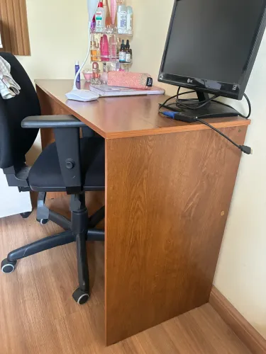 Mesa escrivaninha