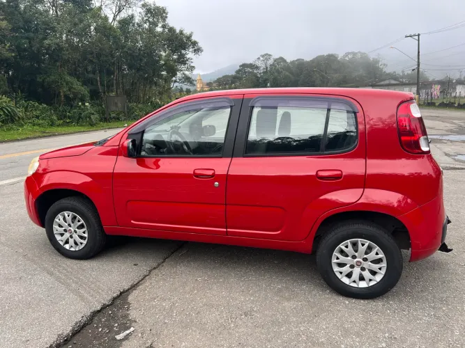 Fiat Uno Vivace/rua 1.0 EVO Fire Flex 8V 5P 2011