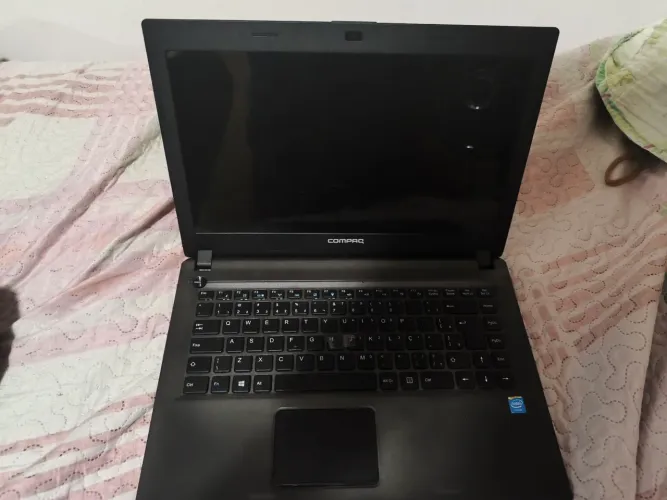 Notebook Compaq presario cq 23 - retirada de peças