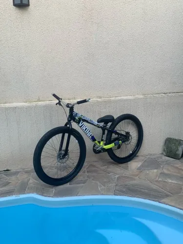 Vendo/troco Viking tuff25