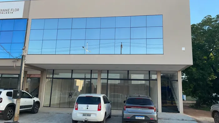 Alugo sala comercial 1° pavimento