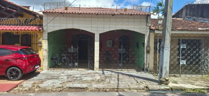 Alugo casa para segunda quinzena de Julho/2026.