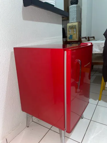 Frigobar Brastemp Retrô 76L - IMPECÁVEL.