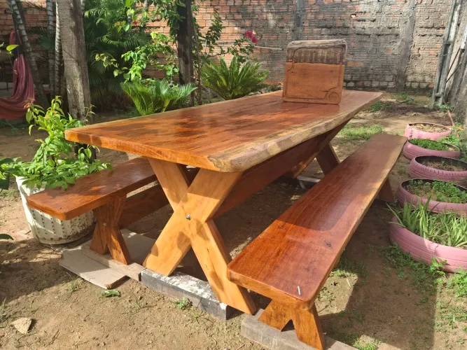 Mesa rustica Angelin pedra medindo 2.44x84