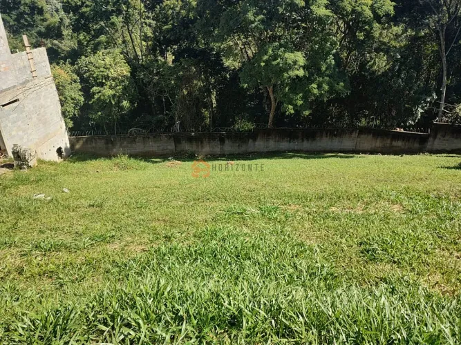 Terreno à venda no Condomínio Mosaico da Serra