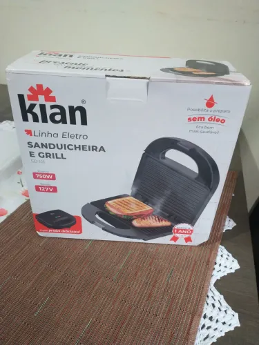 Sanduicheira nova kian