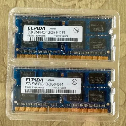 Kit mémoria 4GB (2x2gb) Ddr3 10600S-9-10-F1