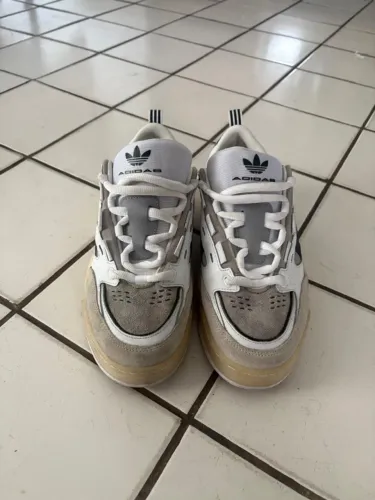 Tenis Adi2000 branco