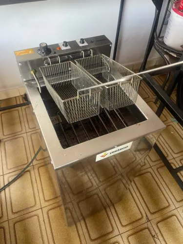 Fritadeira industrial Venâncio 23 lts