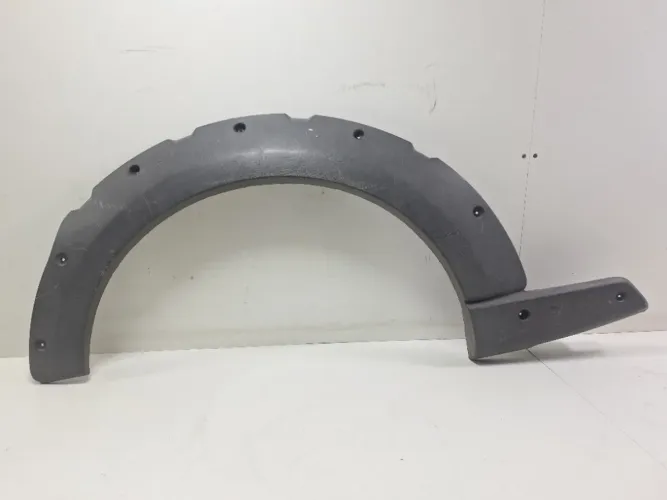 Aplique Paralama Traseiro Lado Direito Fiat Strada 2010/2013