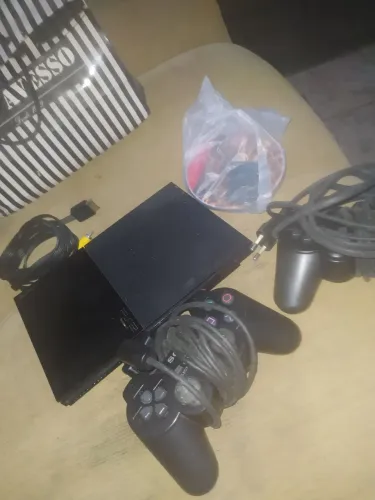 PS2 + controles 