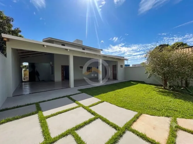 Casa com piscina regiao Jardim Planalto para vender , Goiânia/GO