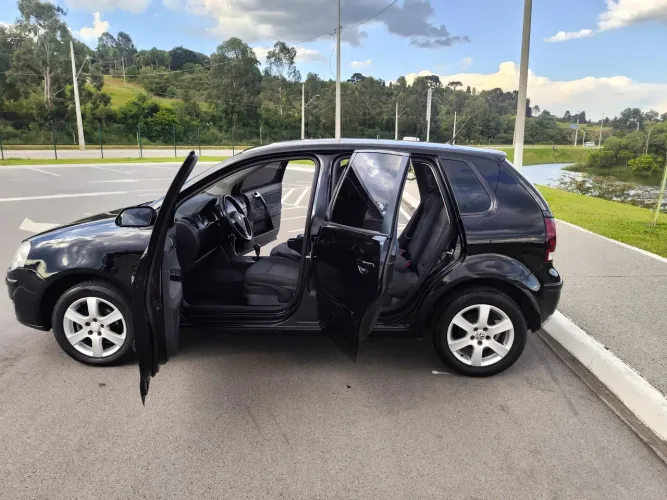 Volkswagen Polo I Motion 1.6 Total Flex 5P 2011