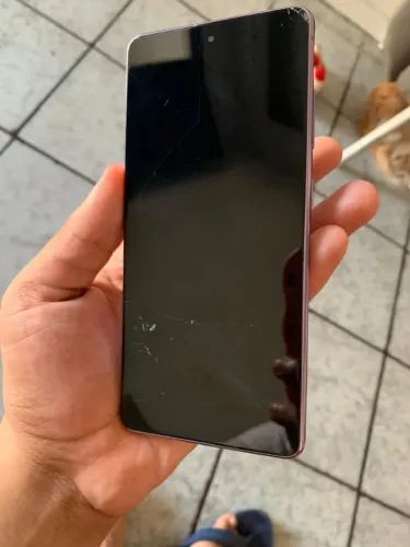 Samsung S20 FE (Leia a Descrição)