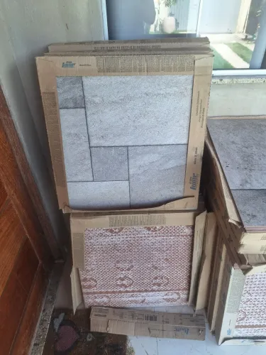 Vendo 50 M² de pisos