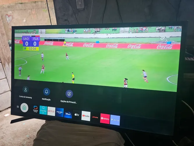 Tv 43 smart , grande e moderna