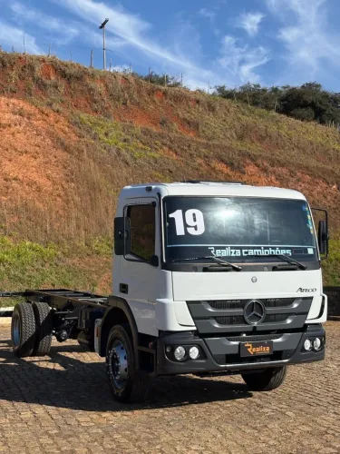 CAMINHÃO MB ATEGO 1719