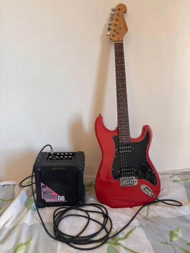 Kit Guitarra Giannini GGH-1HH + Amplificador G6 + Cabo