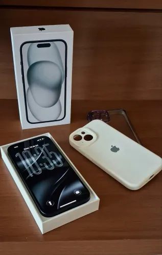 iPhone 15 128Gb GARANTIA APPLE
