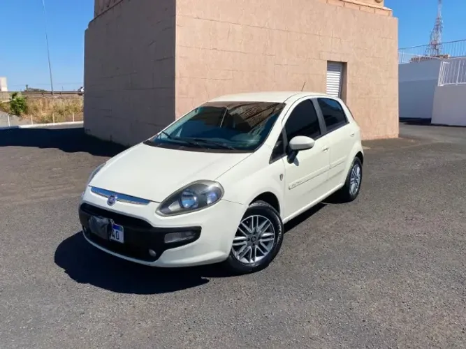 Fiat Punto Attractive Italia 1.4 F.flex 8V 5P 2016