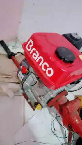 Vende-se motor branco 5 meio completo