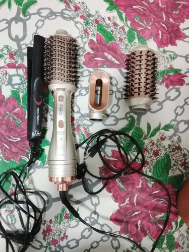 Escova rotativa e chapinha