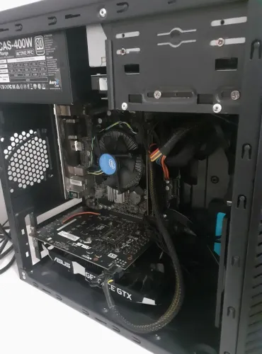 PC GAMER | GTX 1660TI