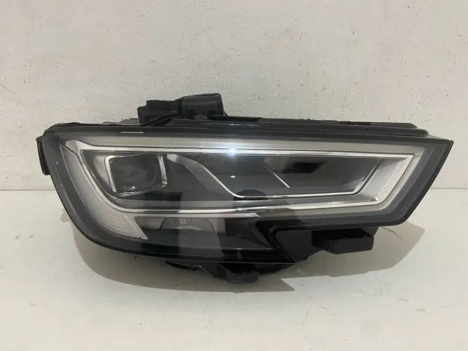 Farol Audi A3  2017 2018 2019 2020  Lado Direito Original  