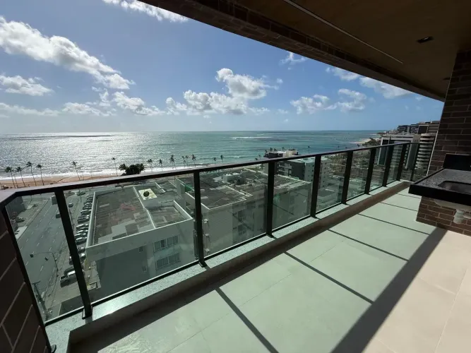 Apartamento com vista definitiva para o mar