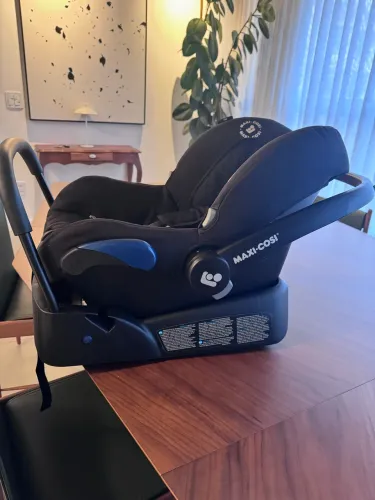 Bebê Conforto Citi² com Base veicular Maxi Cosi