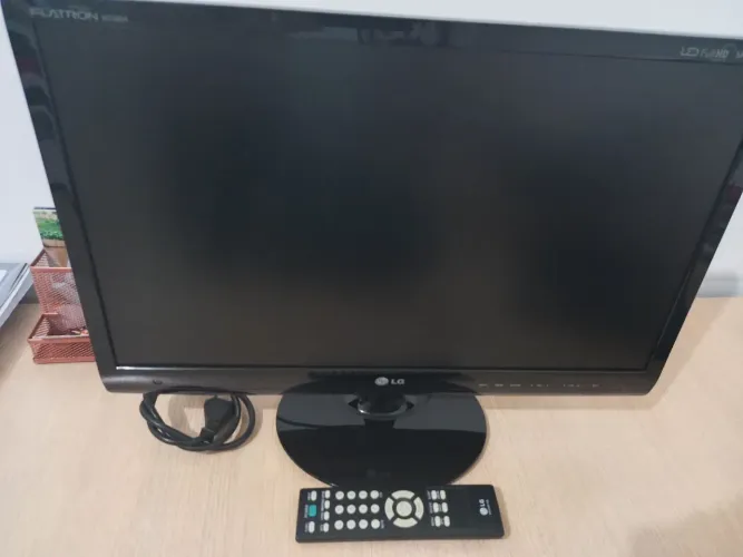 Tv/ Monitor LG 23"