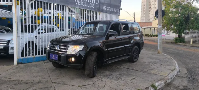 Mitsubishi Pajero HPE Full 3.2 4X4 T.i.dies. 5P AUT 2009