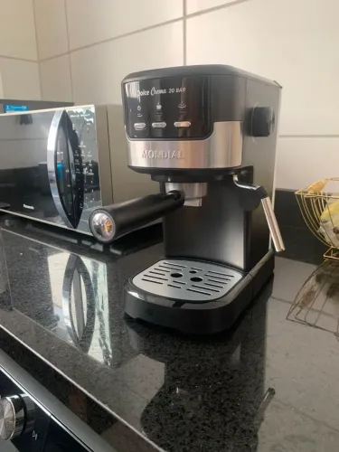 Cafeteira mundial dolce crema 20 bar