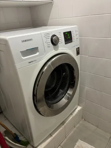 Lavadora de Roupas Samsung 10,1 kg Branca com Lavagem e Eco Bubble