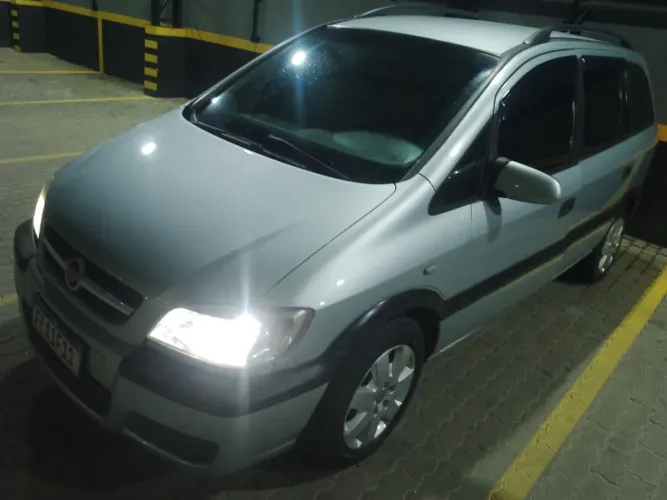 Chevrolet Zafira Comfort 2.0 MPFI Flexpower 8V 5P 2012