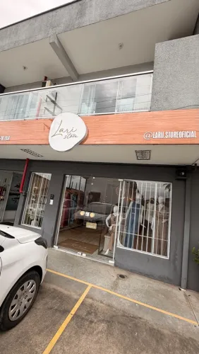 Loja a venda no Iririú