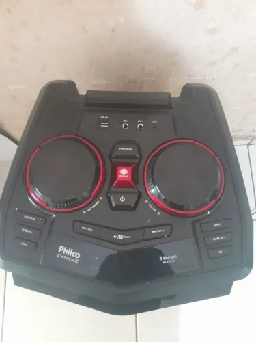 Vendo caixa de som philco PCX-7100. 750w 