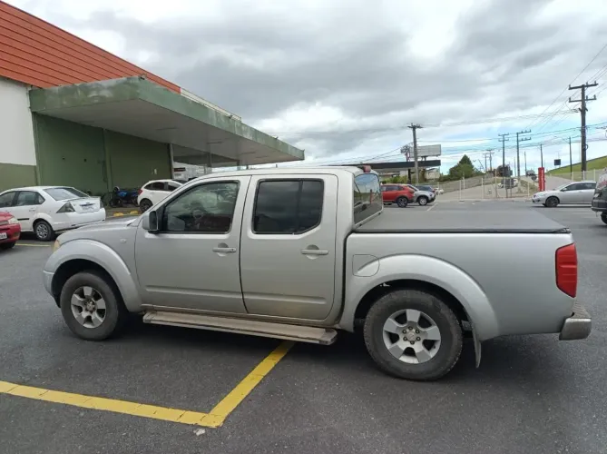Nissan Frontier XE CD 4X2 2.5 TB Diesel 2009