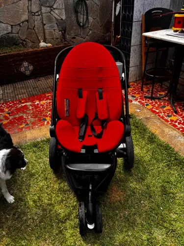 Carrinho de bebê Quinny moodd seminovo