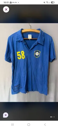 Camisa antiga da Seleção brasileira