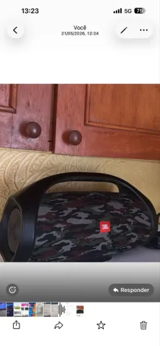 Vende-se Caixa JBL Boombox Original e Semi nova 