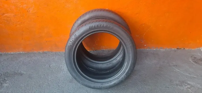 Par de Pneus Aro 17 Westlake 215 x 55 Zuperace_Aceito Cartão