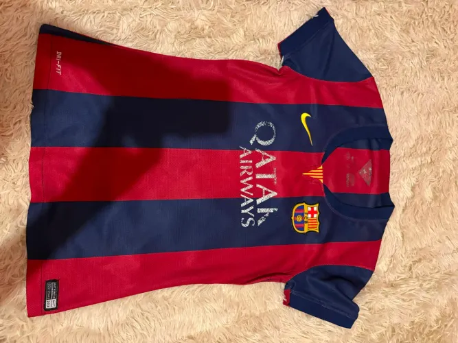 Camiseta barcelona feminina