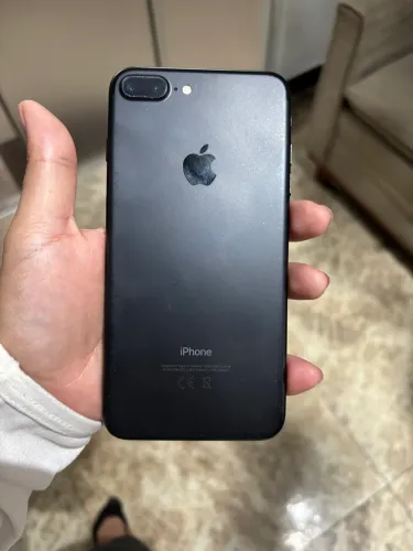 iPhone 8 Plus 