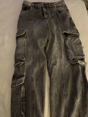 Calça cargo jeans cinza