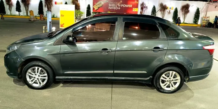 Fiat Grand Siena Tetrafuel 1.4 EVO F. Flex 8V 2013