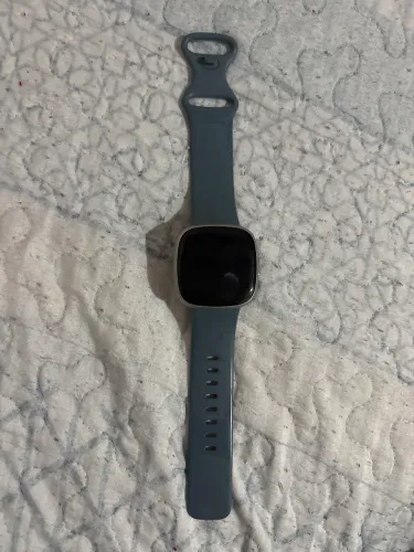 relógio fitbit todo original, tudo funcionado, com carregador incluído zero defeitos